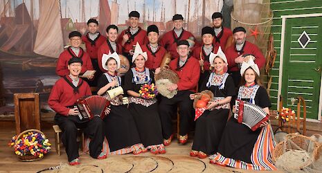 Foto in Volendamse klederdracht